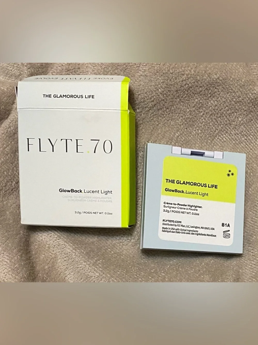 Flyte 70 Glow Back Cream to Powder Highlight The Glamorous Life - Picture 4 of 10